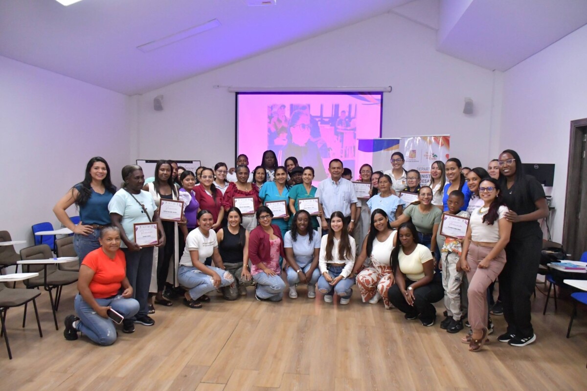 Capacitación en liderazgo reúne a mujeres en Santander de Quilichao