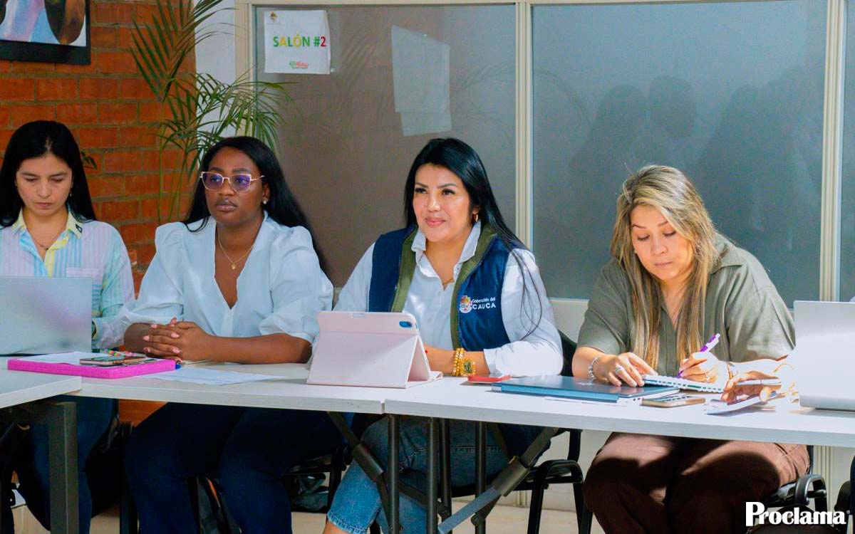 Dialogo-por-energia-reune-autoridades-en-Buenos-Aires.jpg