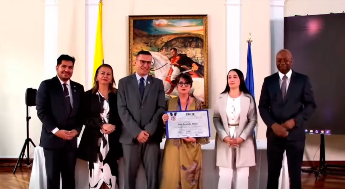 Distincion-internacional-a-lider-de-la-Camara-de-Comercio-del-Cauca.jpg