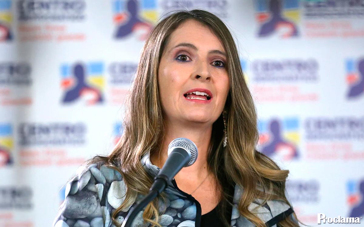 Felicito-de-corazon-a-Aida-Quilcue-por-su-candidatura-vicepresidencial-2.jpg