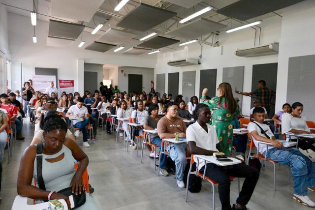 Jóvenes del norte del Cauca inician clases en la Univalle en Suárez Jóvenes del norte del Cauca inician clases en la Univalle en Suárez