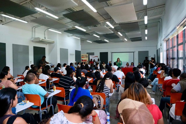 Jóvenes del norte del Cauca inician clases en la Univalle en Suárez Jóvenes del norte del Cauca inician clases en la Univalle en Suárez