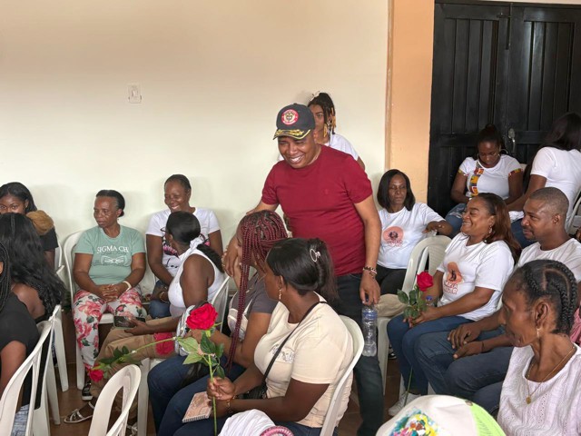 Mujeres de López de Micay fueron homenajeadas Mujeres de López de Micay fueron homenajeadas