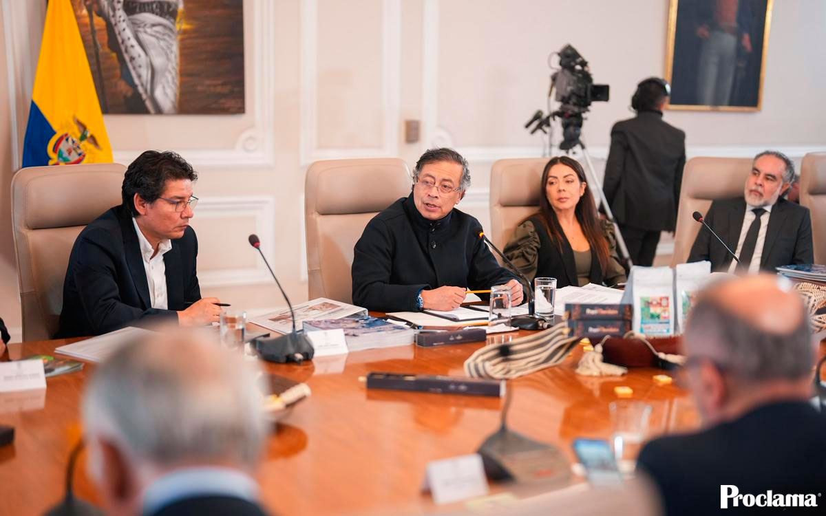 Presidente-Petro-dice-que-afiliados-no-quedarán-sin-servicio-de-salud Presidente-Petro-dice-que-afiliados-no-quedarán-sin-servicio-de-salud
