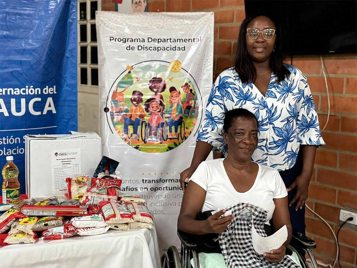 Puerto-Tejada-entrega-kits-alimentarios-a-poblacion-con-discapacidad5.jpg