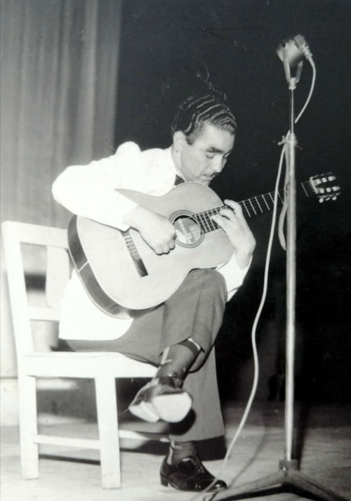 ALFONSO VALDIRI VANEGAS: UN HECHIZADO POR LA MÚSICA ALFONSO VALDIRI VANEGAS: UN HECHIZADO POR LA MÚSICA