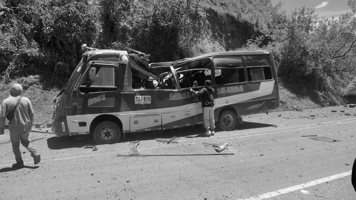 Atentado-en-la-via-Panamericana-deja-muertos-y-heridos.jpg
