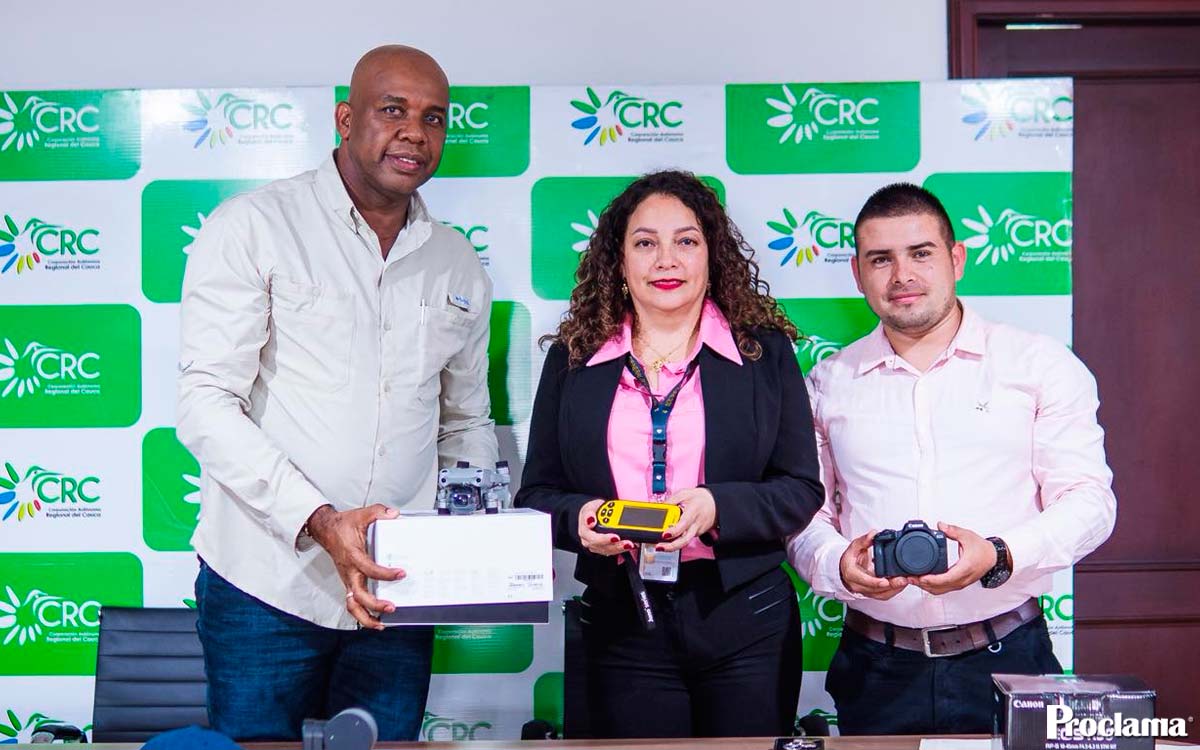 CRC-entrega-tecnologia-a-Fiscalia-para-control-ambiental.jpg