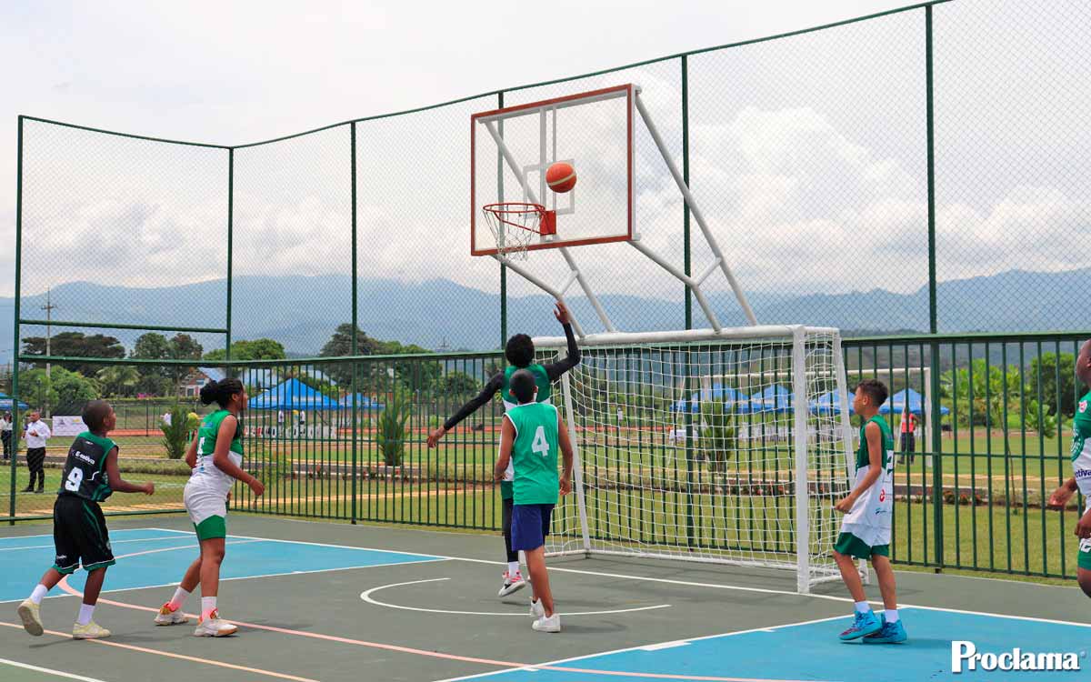 Caña-Dulce-abre-su-nueva-zona-deportiva Caña-Dulce-abre-su-nueva-zona-deportiva