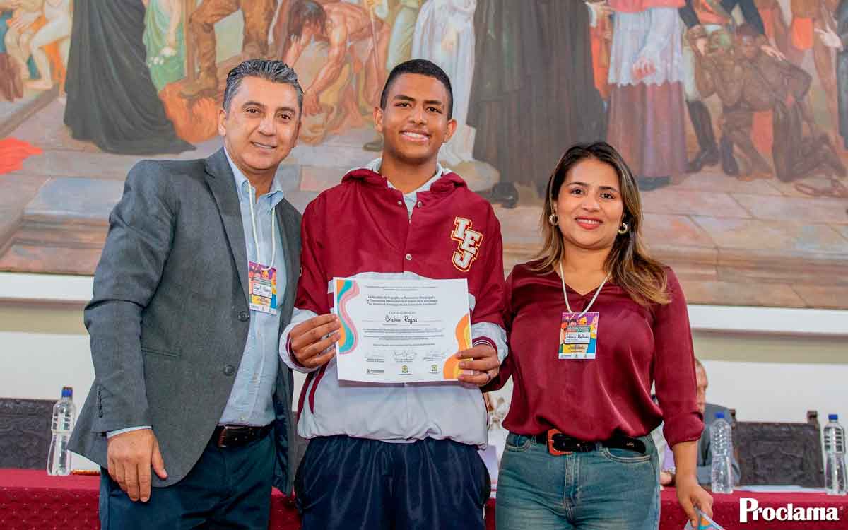 Estudiantes de Popayán asumieron cargos de gobierno escolar Estudiantes de Popayán asumieron cargos de gobierno escolar