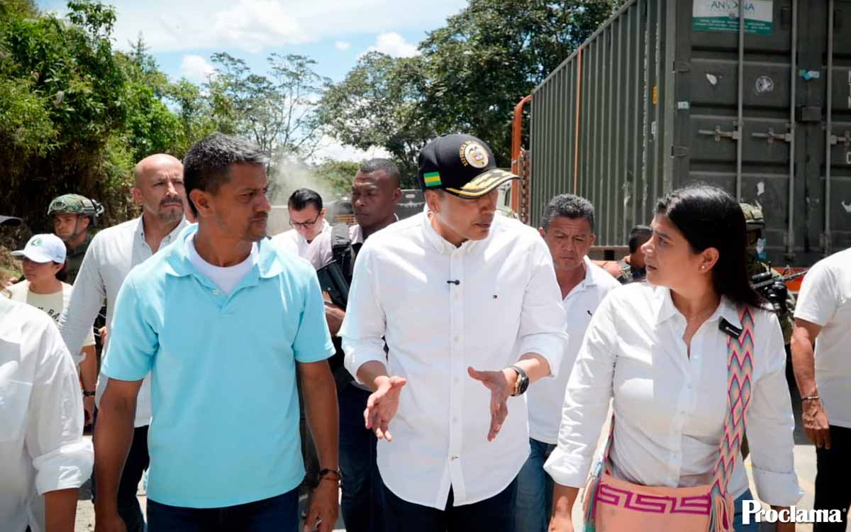 Gobernador-asumio-atencion-en-Cajibio-tras-explosion.jpg