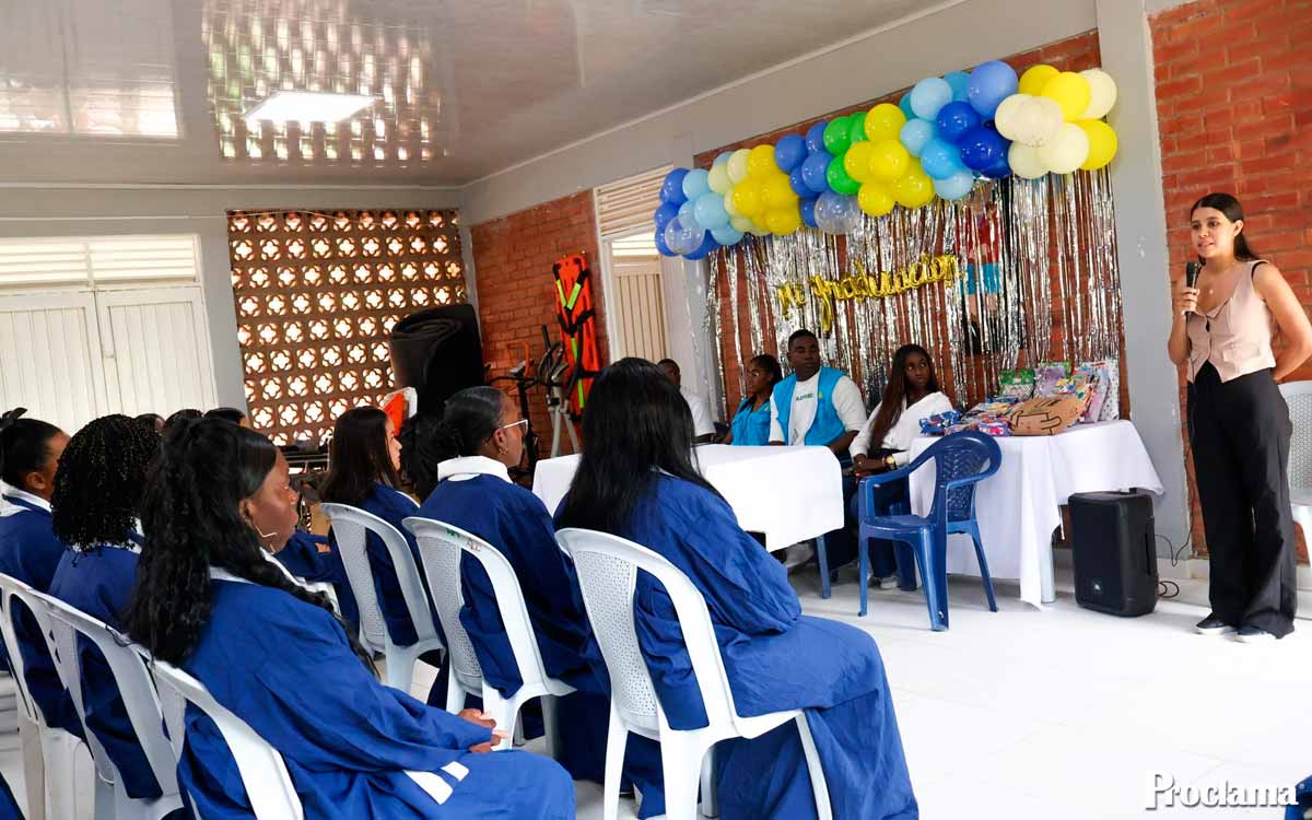 Jóvenes de Suárez culminan formación en emprendimiento