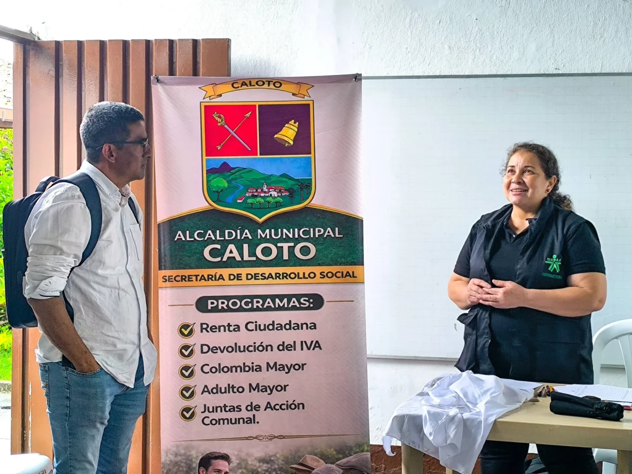 Participantes-en-cursos-de-electricidad-y-postres-y-jovenes-en-Consejo-de-Paz-en-Caloto-durante-actividades-de-la-Alcaldia-1280x960.webp