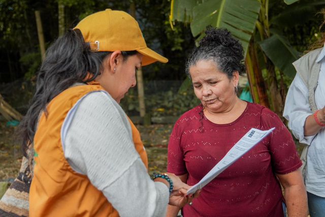 Tierras recuperadas del narcotráfico pasan a manos campesinas en el Valle Tierras recuperadas del narcotráfico pasan a manos campesinas en el Valle