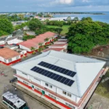 Tumaco instala energía solar en colegios públicos