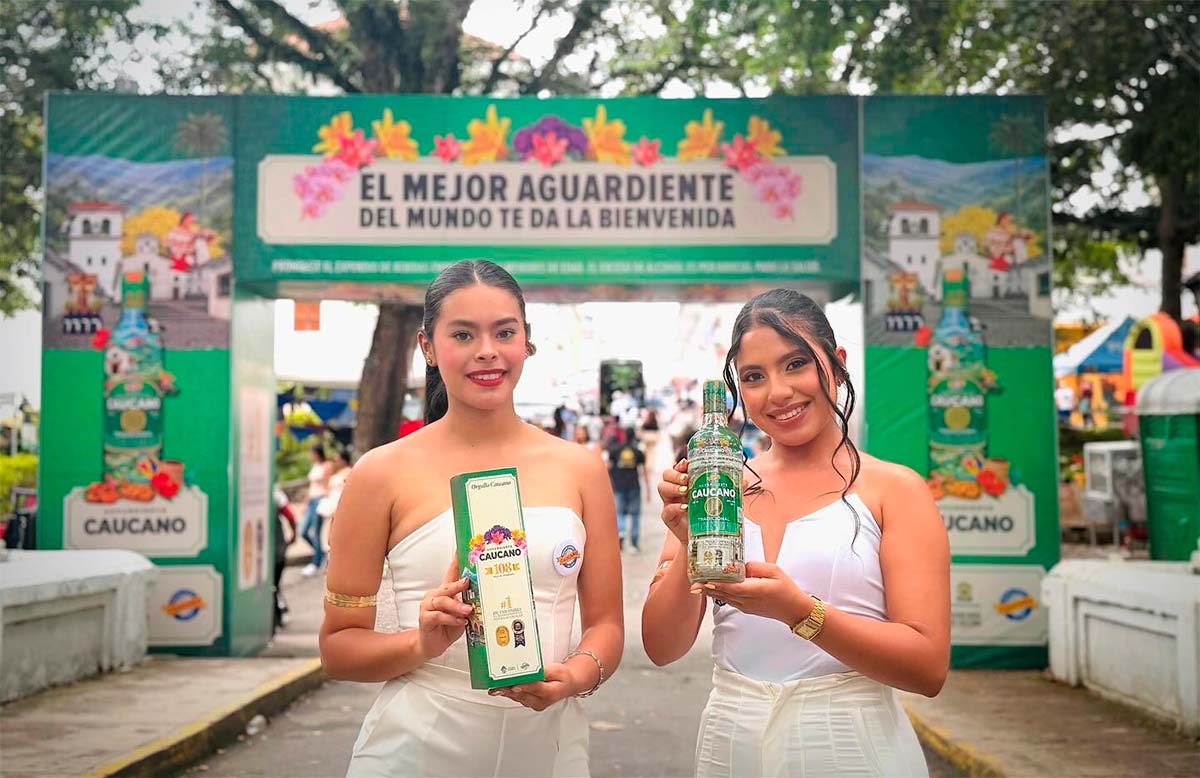 Vive-la-tradicion-con-el-sabor-de-nuestra-tierra-Aguardiente-Caucano.jpg