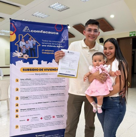 Comfacauca entregó subsidios de vivienda a más familias caucanas
