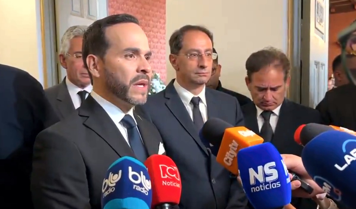 De-La-Espriella-respalda-decision-del-Consejo-de-Estado-Freno-al-decretazo-de-Petro.jpg