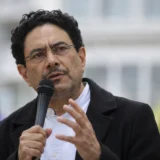 Iván Cepeda durante intervención pública en acto político