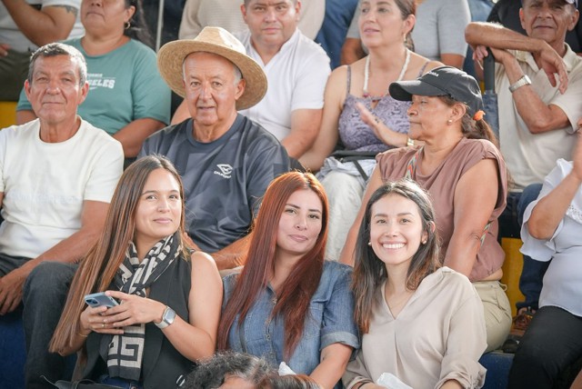 Gobierno entrega hospital en Timbío e inicia vía El Estanquillo - Popayán