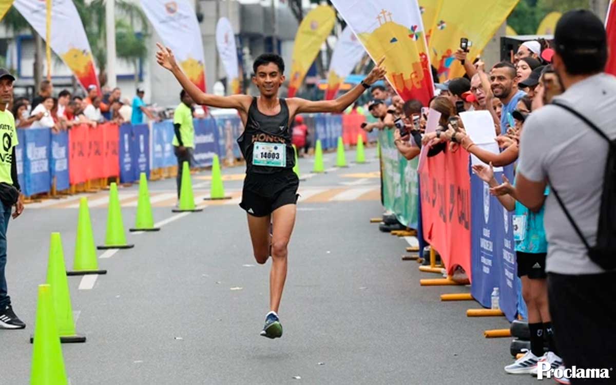 Joven de 17 años gana la 4.2K en Cali