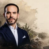 Abelardo de la Espriella en montaje editorial sobre poder y geopolítica