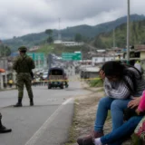 Familias en Cajibío tras atentados en vía Panamericana