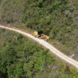 Páez recupera carreteras tras emergencia vial
