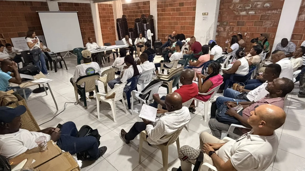 Reunion-en-Santander-de-Quilichao-entre-autoridades-y-comunidades-afrodescendientes-para-seguimiento-de-acuerdos-en-educacion-PAE-e-iniciativas-culturales-1280x720.webp