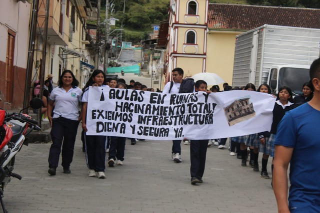 Saquean recursos de escuela en Almaguer