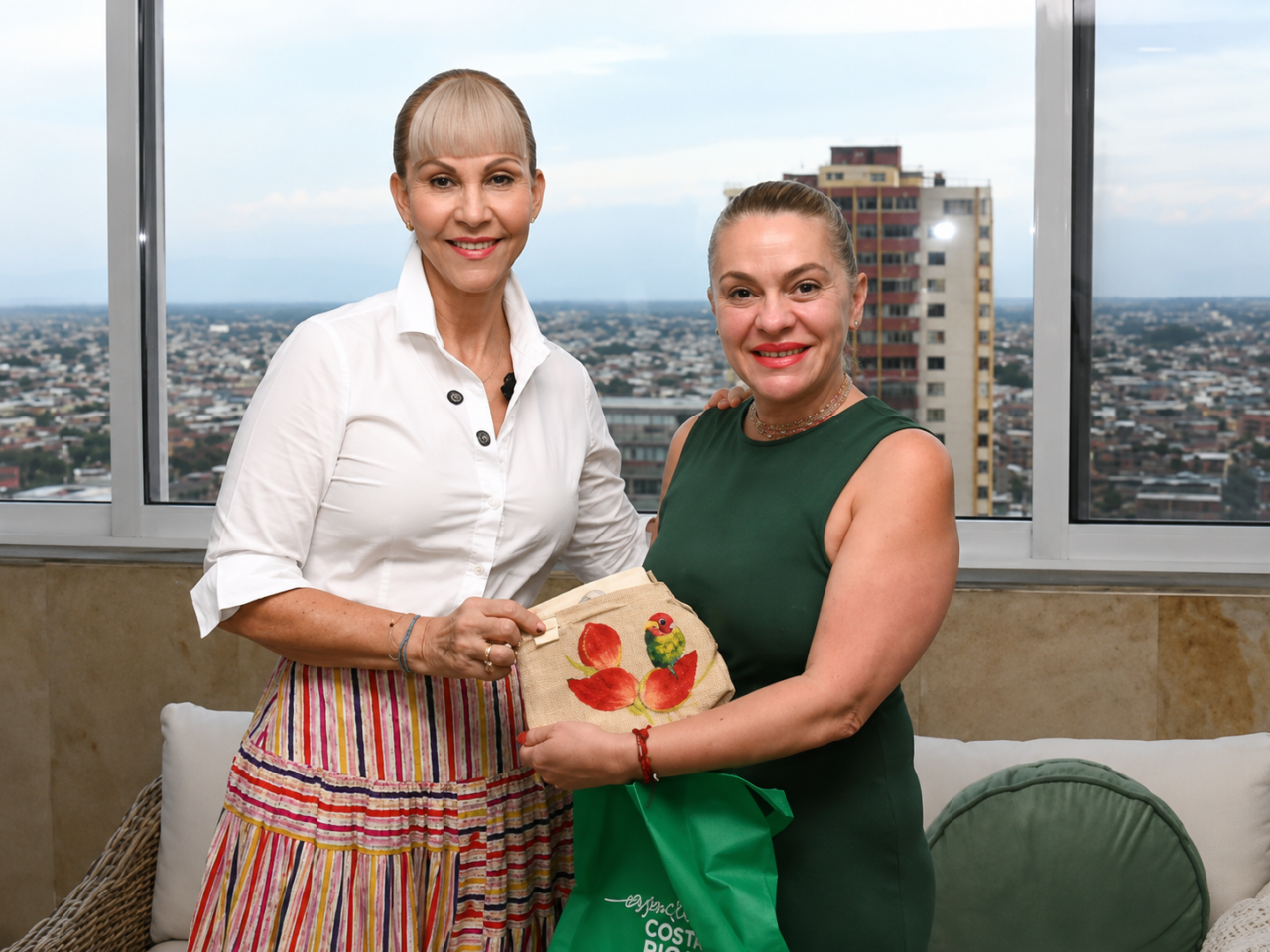 Valle-del-Cauca-estrecha-cooperacion-con-Costa-Rica-1280x960.png