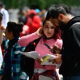 Desempleo bajó al 8 % en mayo