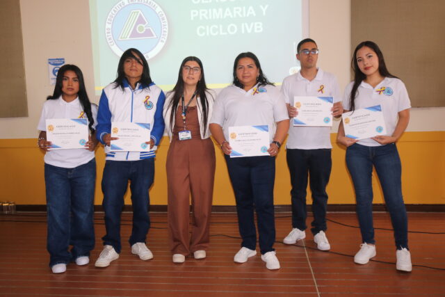 Estudiantes del Centro Educativo Empresarial Comfacauca avanzan a nueva etapa de su formación académica