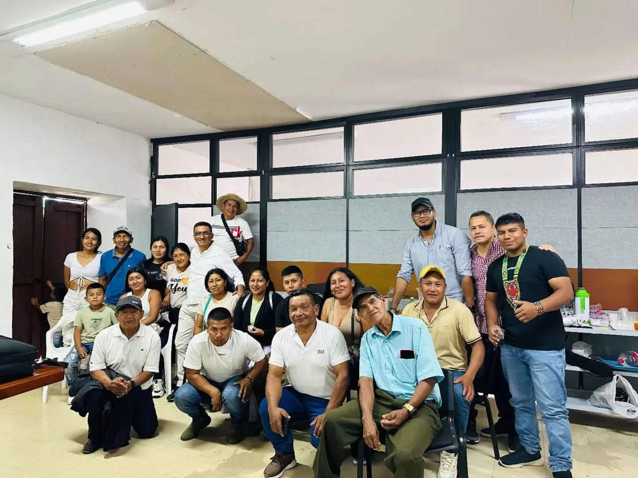 Imagen informativa sobre la aprobación de un proyecto de acuerdo municipal relacionado con la gestión pública y la atención a la comunidad Imagen informativa sobre la aprobación de un proyecto de acuerdo municipal relacionado con la gestión pública y la atención a la comunidad