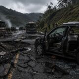 Los que debieran controlar no controlan