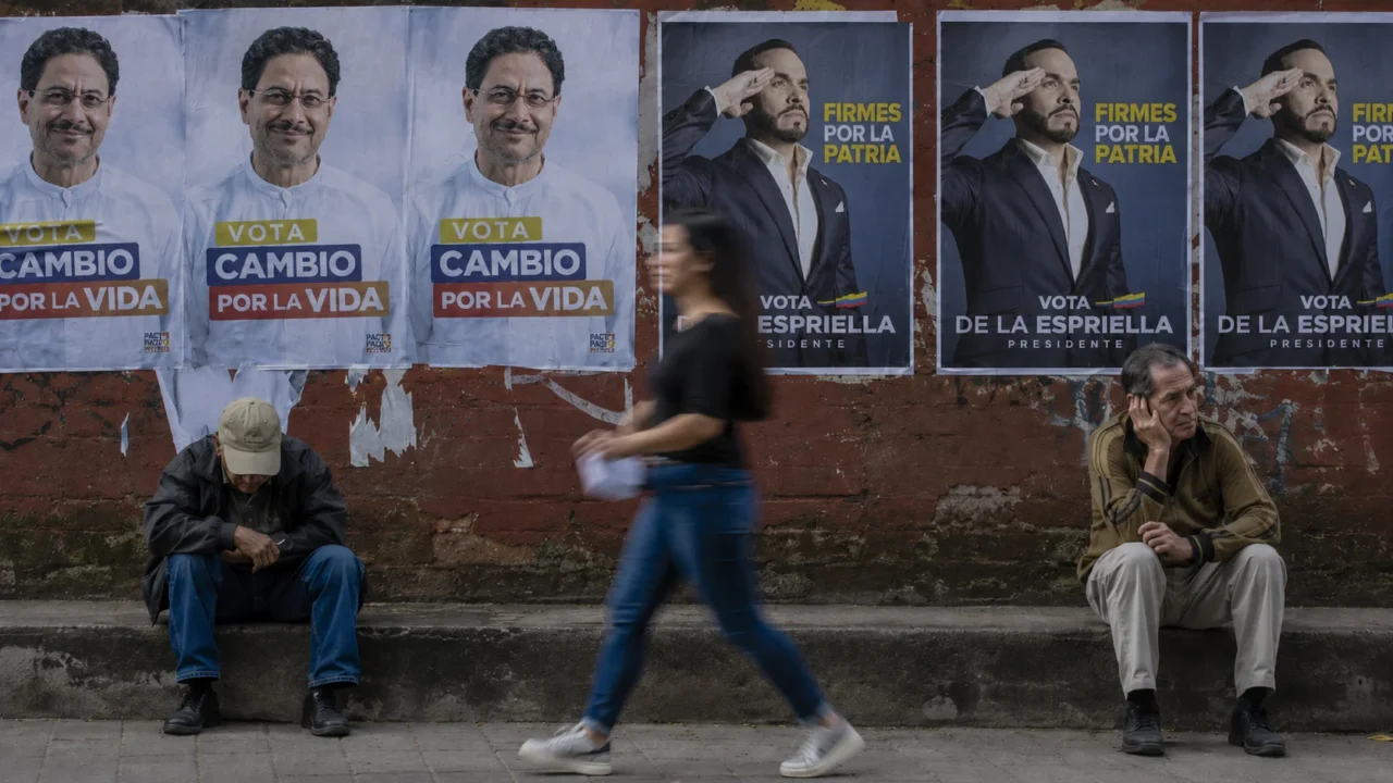 POR LA PATRIA O POR LA VIDA POR LA PATRIA O POR LA VIDA