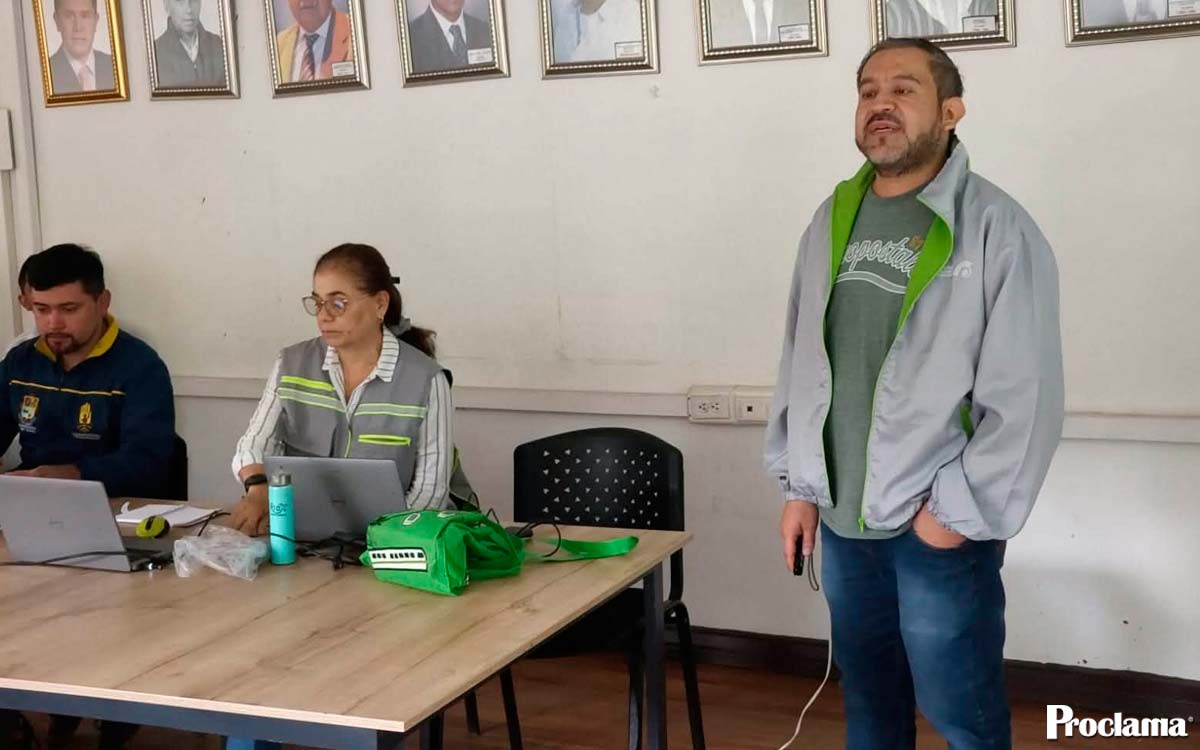 Puracé capacita vigías ante riesgo volcánico