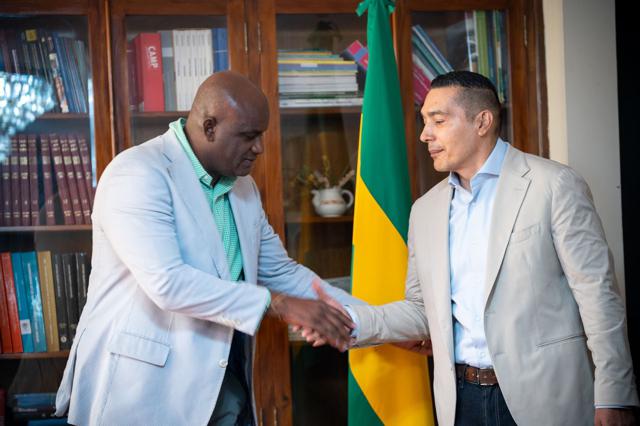 Un liderazgo afro llega a Hacienda del Cauca - Oliver Carabalí Un liderazgo afro llega a Hacienda del Cauca - Oliver Carabalí