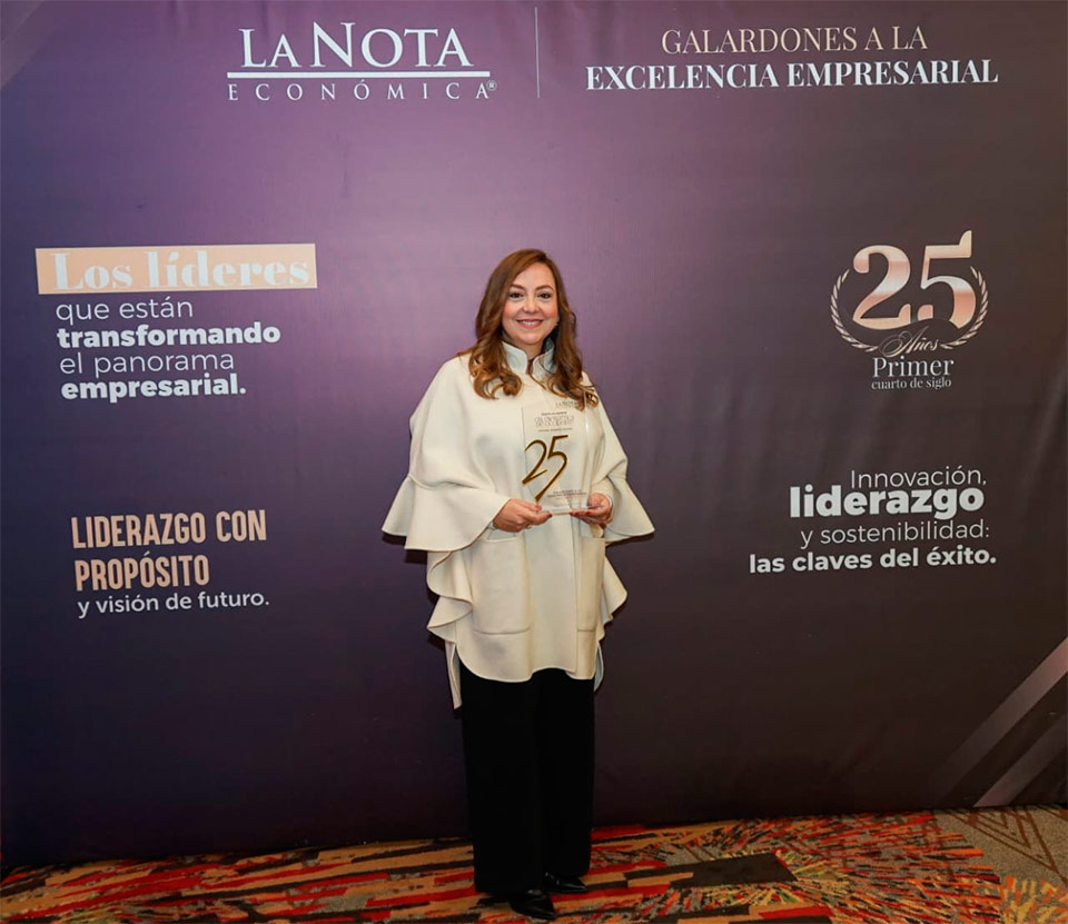 CEO-recibe-galardon-nacional-por-su-aporte-al-desarrollo-del-Cauca.jpg
