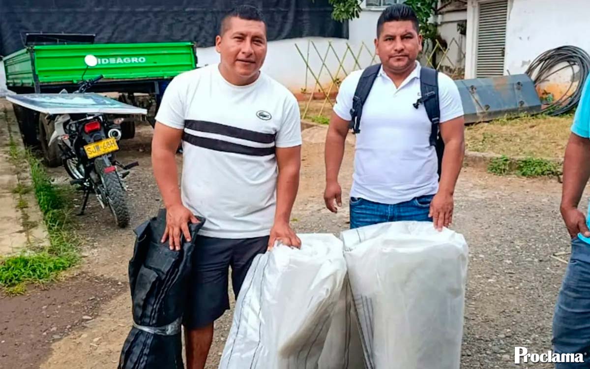 Caficultores de Caloto reciben kits para secar café