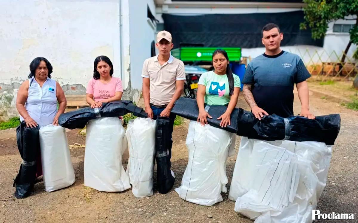Caficultores-de-Caloto-reciben-kits-para-secar-café