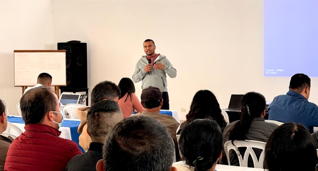 Esneyder Gómez no para, recorre y dialoga con Municipios PDET en Nariño Esneyder Gómez no para, recorre y dialoga con Municipios PDET en Nariño