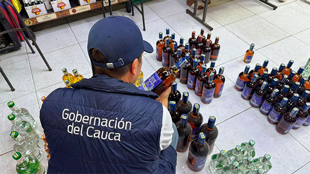 Golpe al licor ilegal en el norte del Cauca