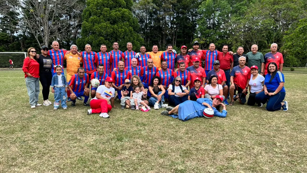 La-pasion-no-tiene-edad-Unicauca-conquista-la-Copa-de-Futbol-Sesentones-Comfacauca-2026.webp