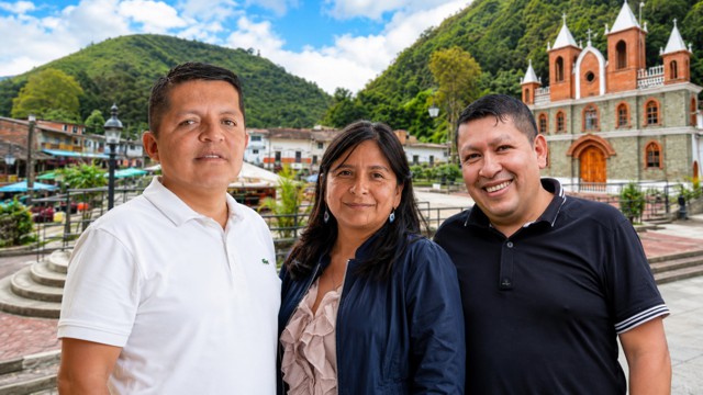 Los tres que le quedaron debiendo todo a su gente Los tres que le quedaron debiendo todo a su gente
