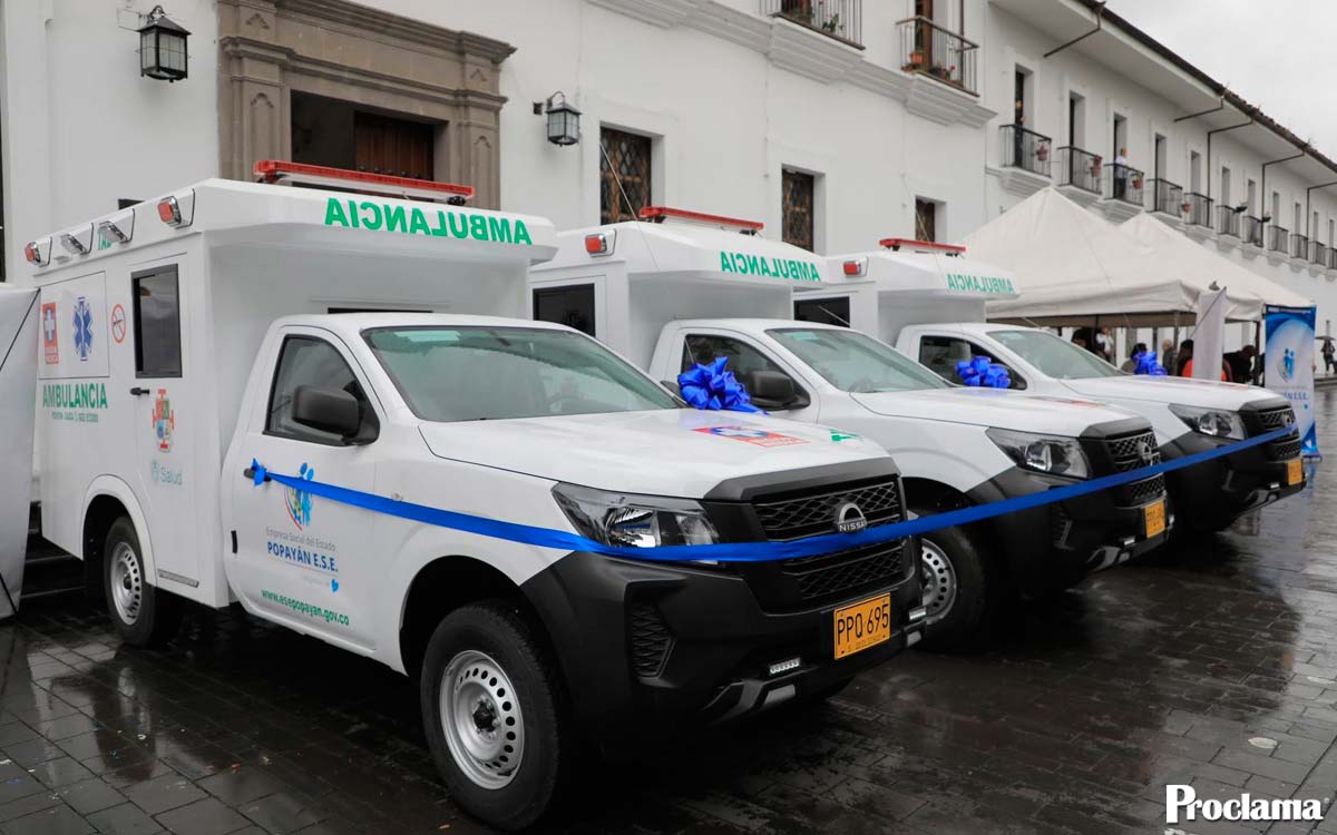 Octavio, el gobernador que ha entregado más de 40 ambulancias en Cauca