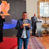 Suárez recibe reconocimiento nacional por gestión pública