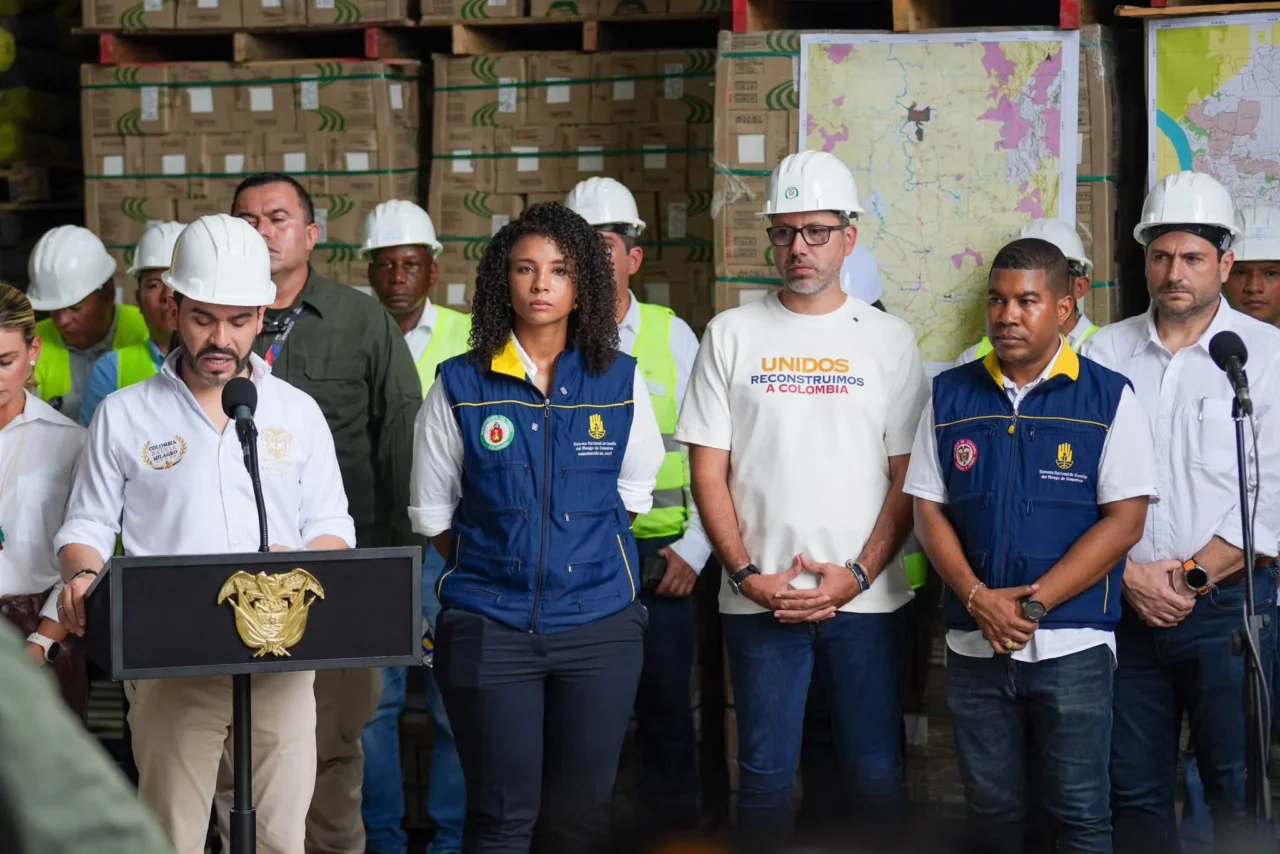 Autoridades-anuncian-inversiones-para-recuperacion-del-Choco-tras-emergencia-sismica-1280x854.webp