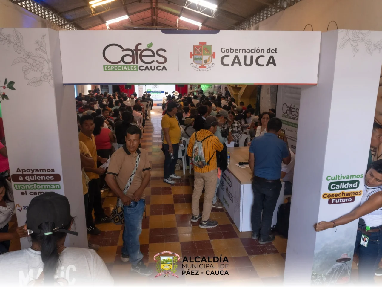 Caficultores-de-Paez-participan-en-la-socializacion-del-proyecto-Cafes-Especiales-Cauca-para-fortalecer-la-produccion-de-cafe-especial-en-el-territorio-1280x960.webp