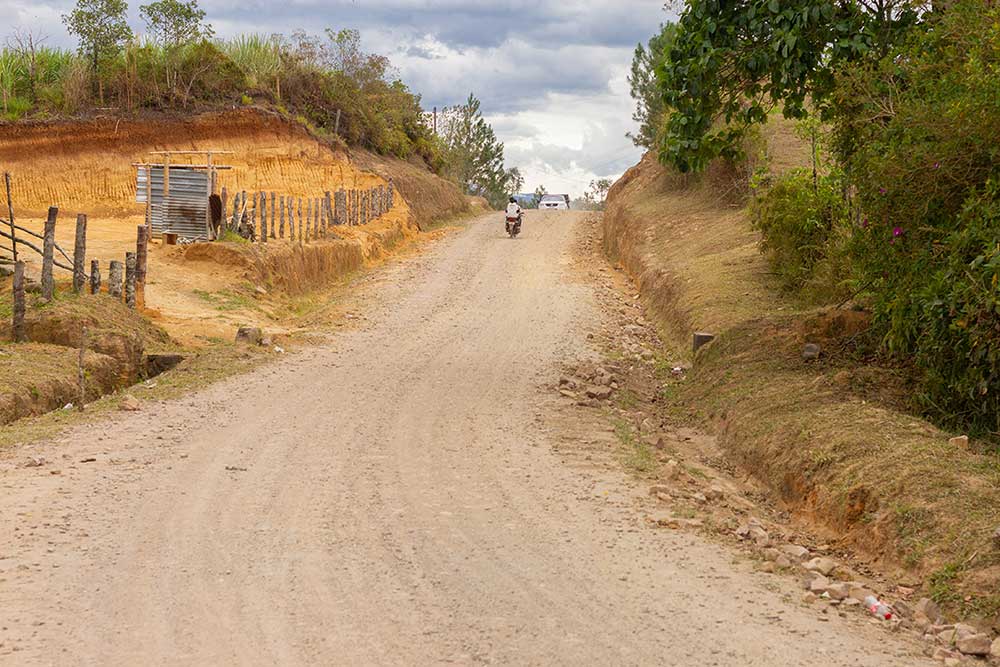 Gobernacion-del-Cauca-rehabilito-mas-de-73-kilometros-de-vias-rurales-en-Cajibio.jpg